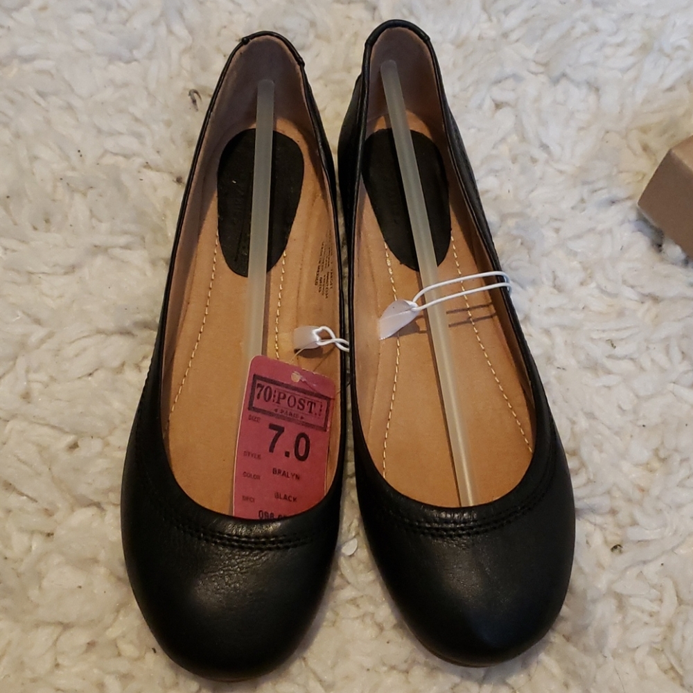 Brand new black flat shoes
